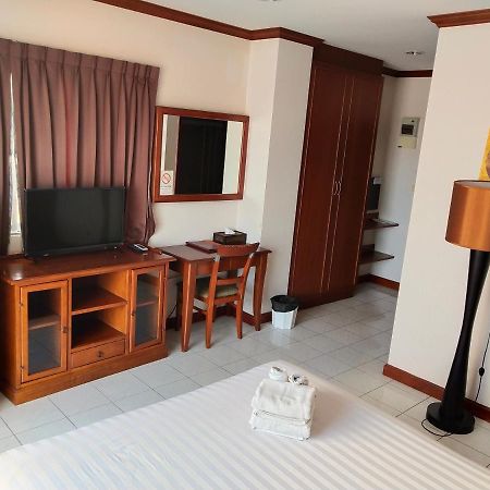 Inn House- Sha Extra Plus Pattaya Ngoại thất bức ảnh