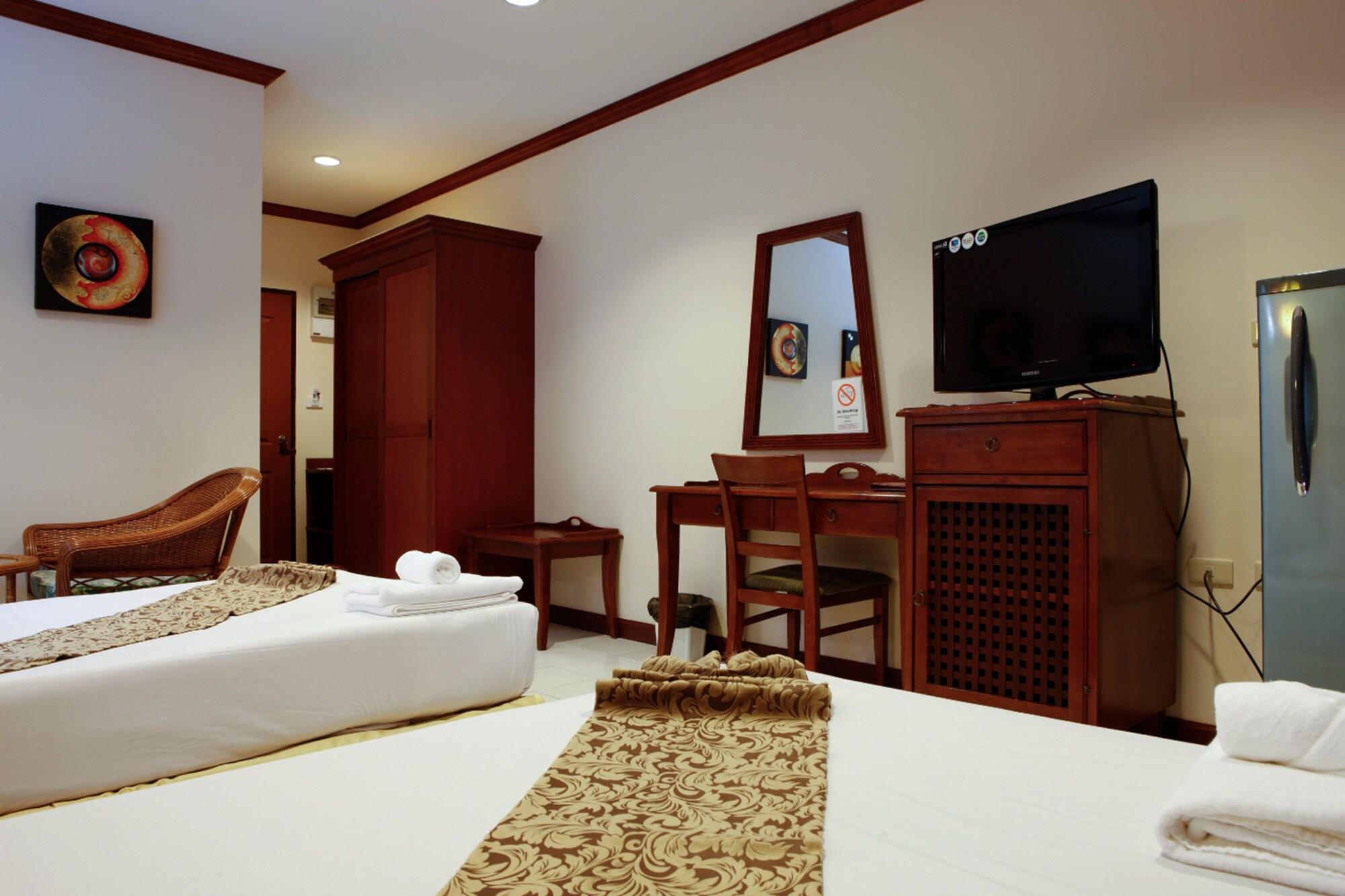 Inn House- Sha Extra Plus Pattaya Ngoại thất bức ảnh