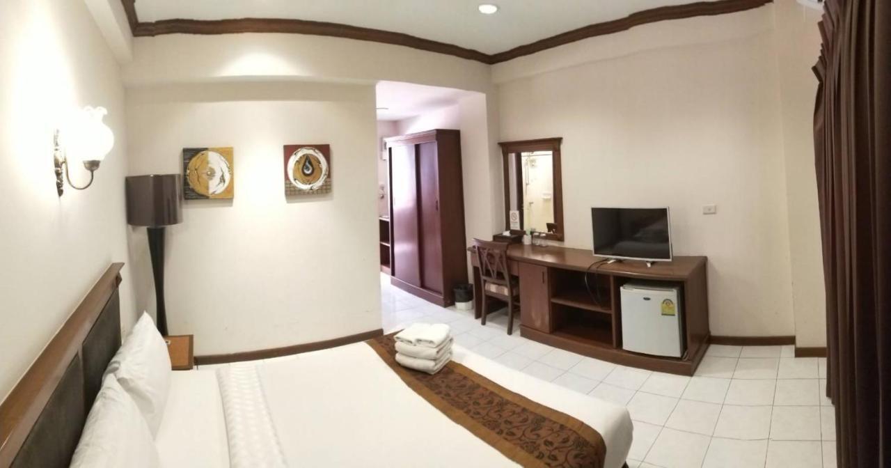 Inn House- Sha Extra Plus Pattaya Ngoại thất bức ảnh